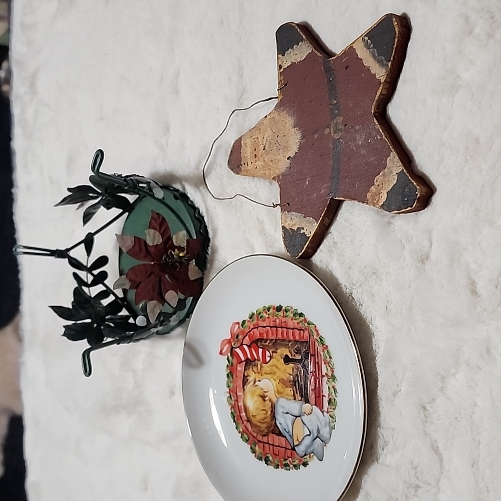 VINTAGE CHRISTMAS DECORATIVE ASSORTMENT BUNDLE